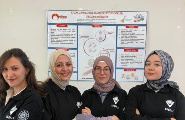 Üniversitemizin SYNBIOCHEM Takımı, Teknofest 2024'te “Biyoteknoloji İnovasyon Fikir Kategorisi Üniversite ve Üzeri Seviyesi” Kategorisinde Türkiye İkincisi Oldu